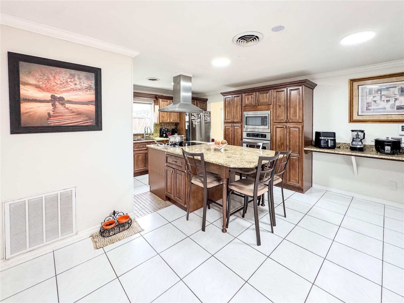Image 11 of 78 For 774 Hendrix Avenue