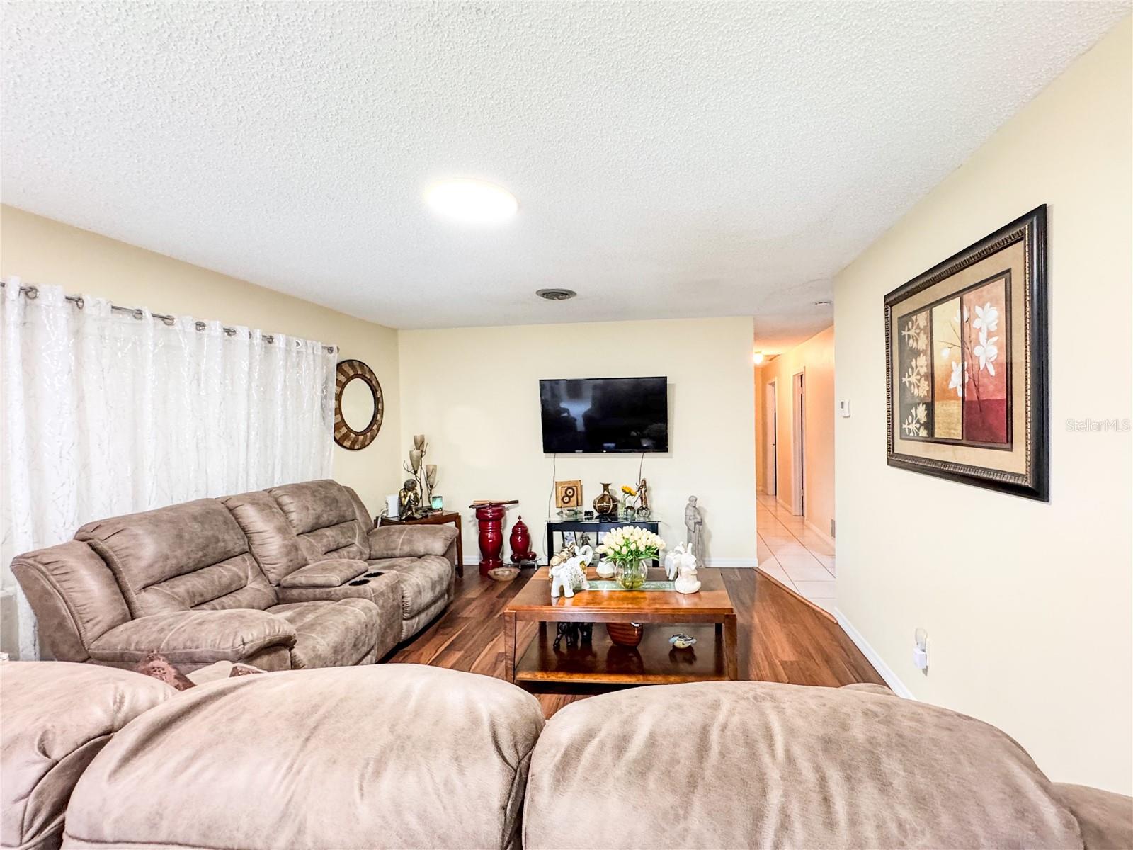 Image 4 of 78 For 774 Hendrix Avenue