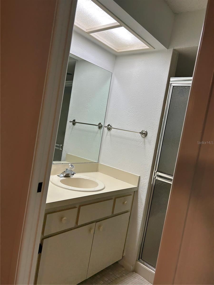 Image 10 of 18 For 6665 Water Oak Court