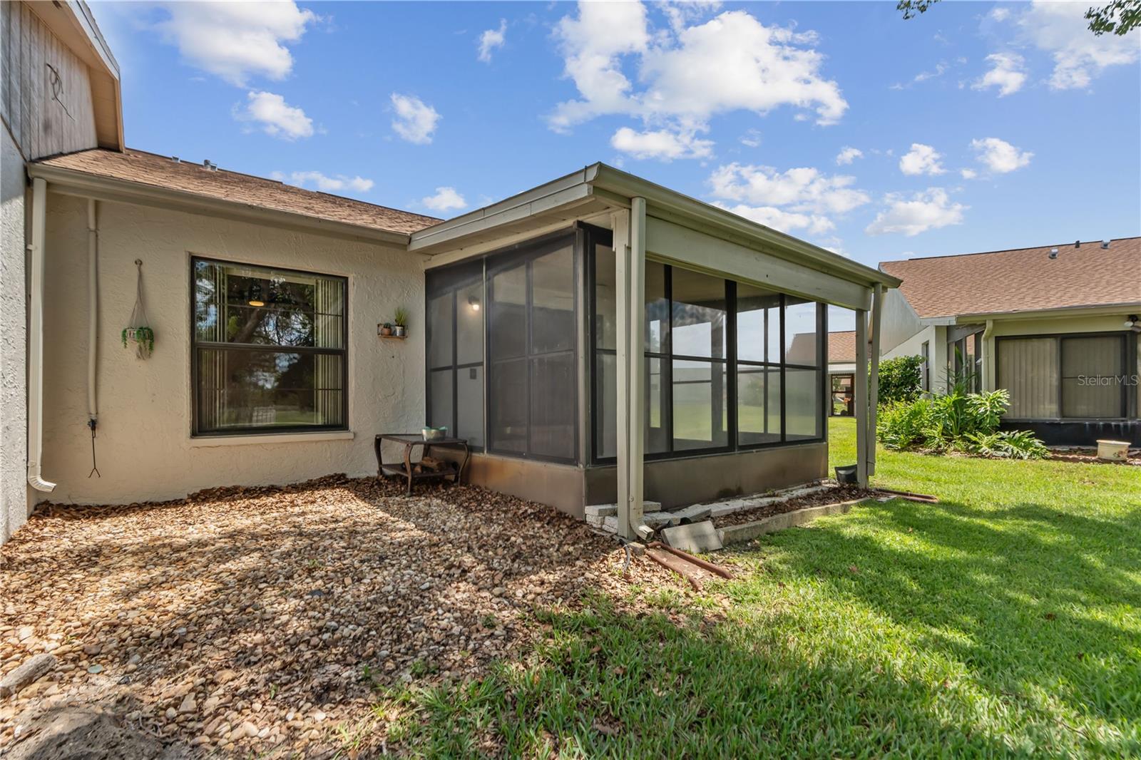 Listing photo id 26 for 11725 Spring Tree Lane