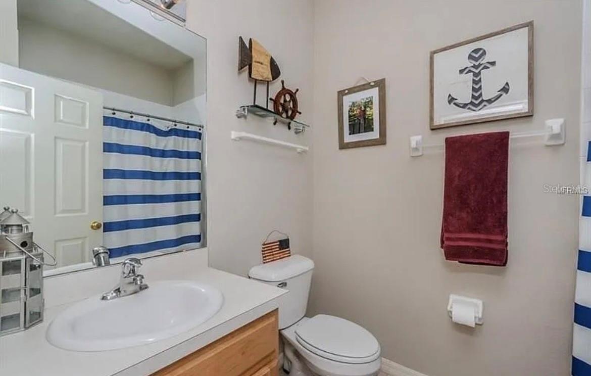 Listing photo id 19 for 9420 Georgian Park Lane 106