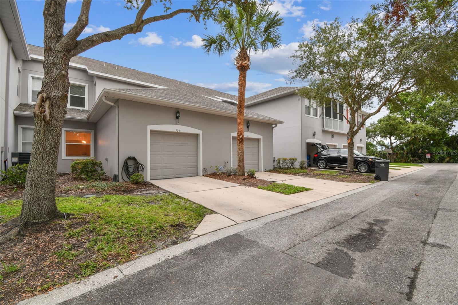 Listing photo id 26 for 9420 Georgian Park Lane 106