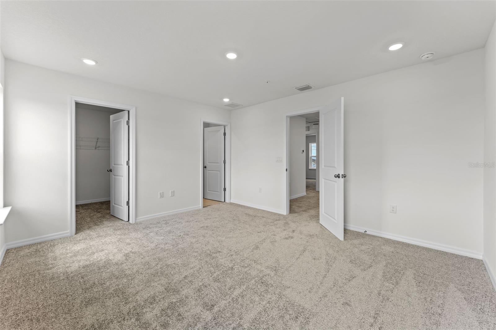 Image 18 of 30 For 749 Mystic Gardens Drive