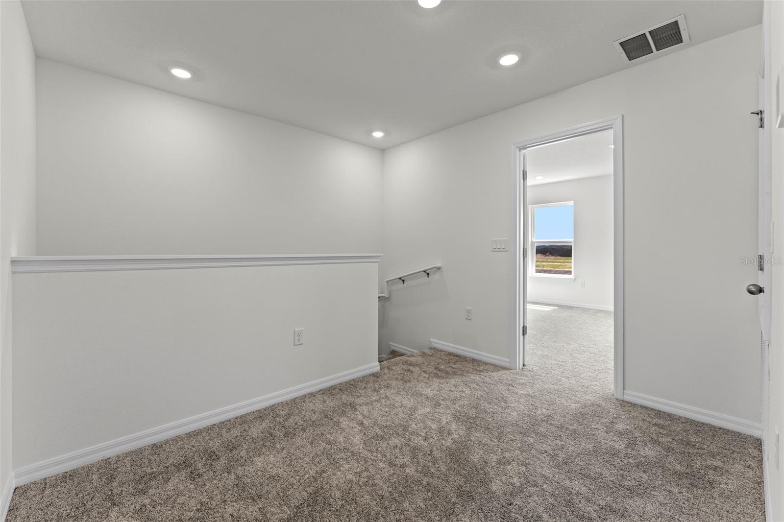 Image 26 of 30 For 749 Mystic Gardens Drive