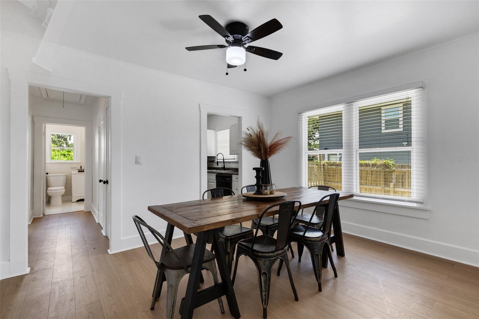Image 13 of 43 For 835 14th Avenue S