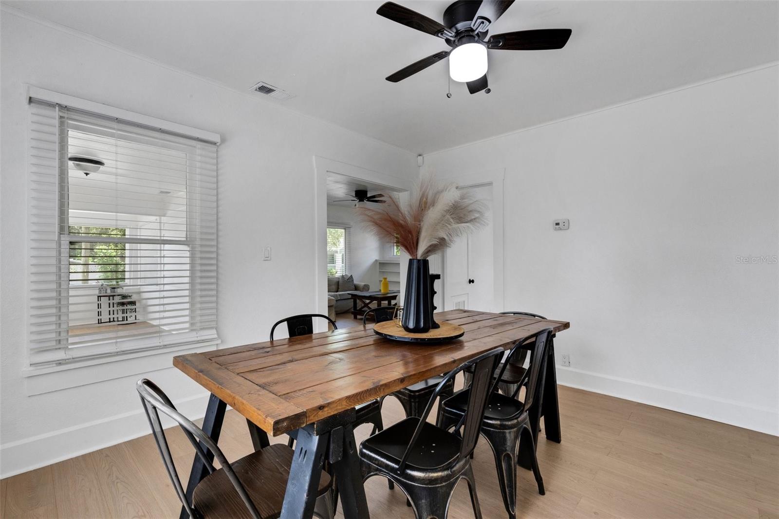 Image 15 of 43 For 835 14th Avenue S