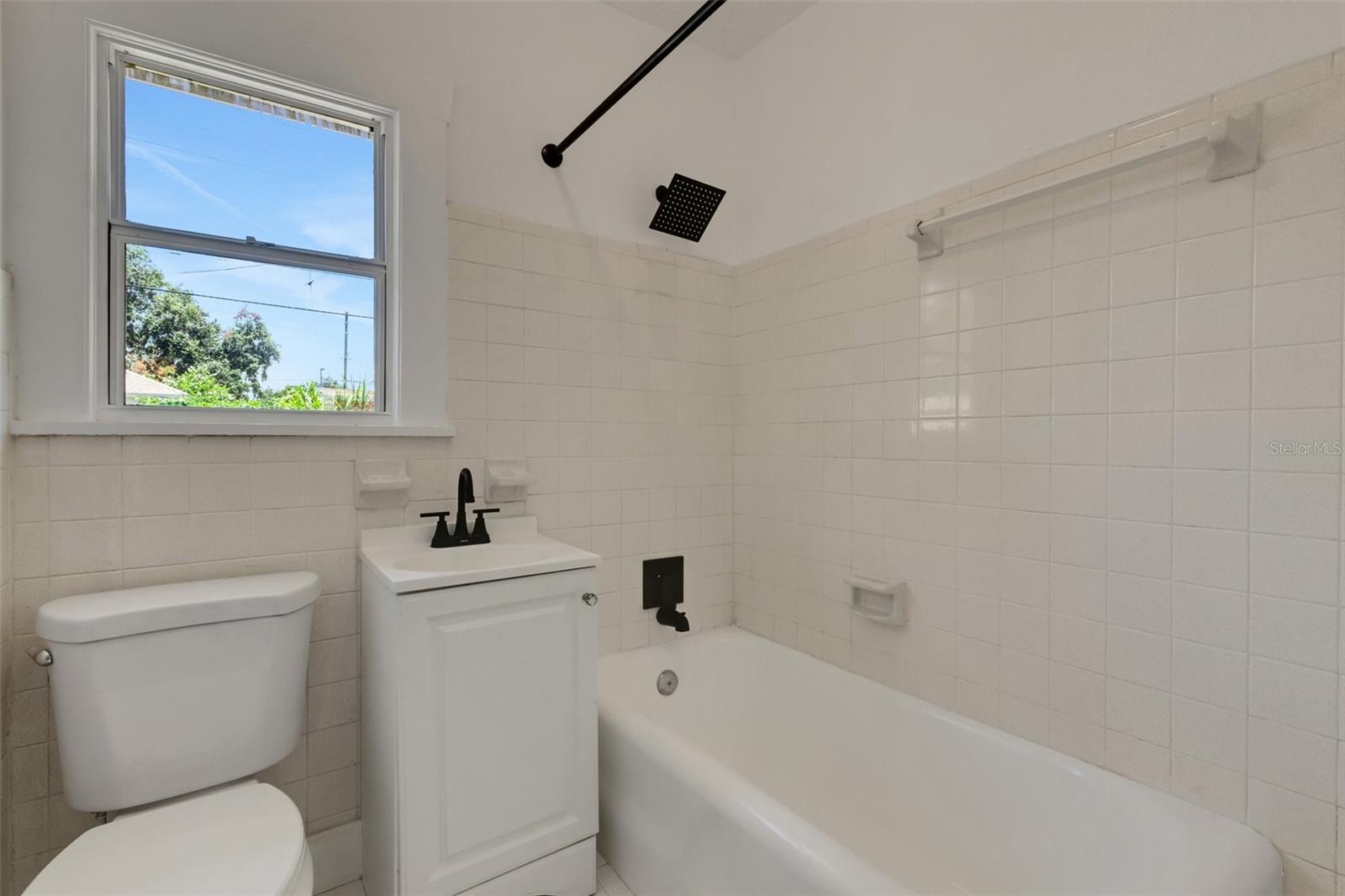 Image 33 of 43 For 835 14th Avenue S