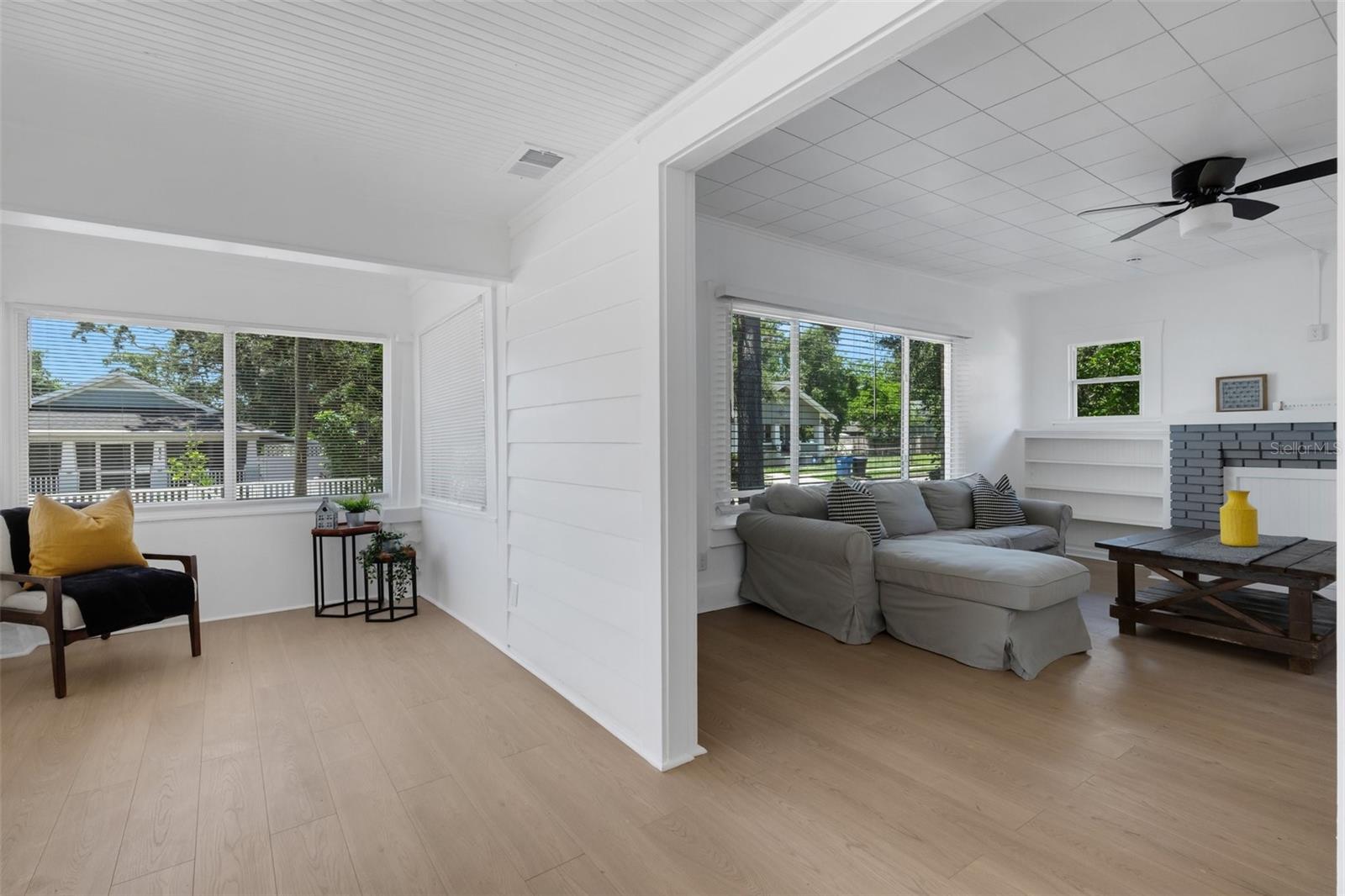 Image 4 of 43 For 835 14th Avenue S