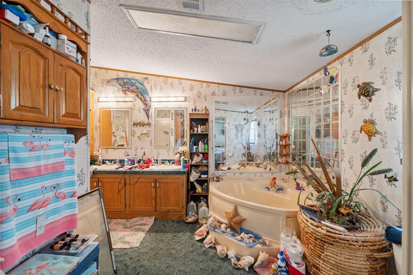 Listing photo id 14 for 9850 Appaloosa Avenue