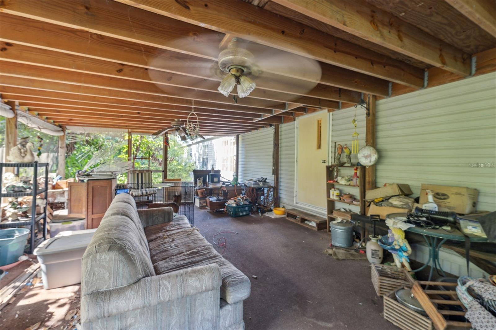 Listing photo id 26 for 9850 Appaloosa Avenue