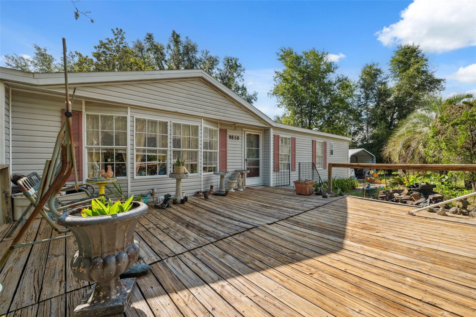 Listing photo id 41 for 9850 Appaloosa Avenue