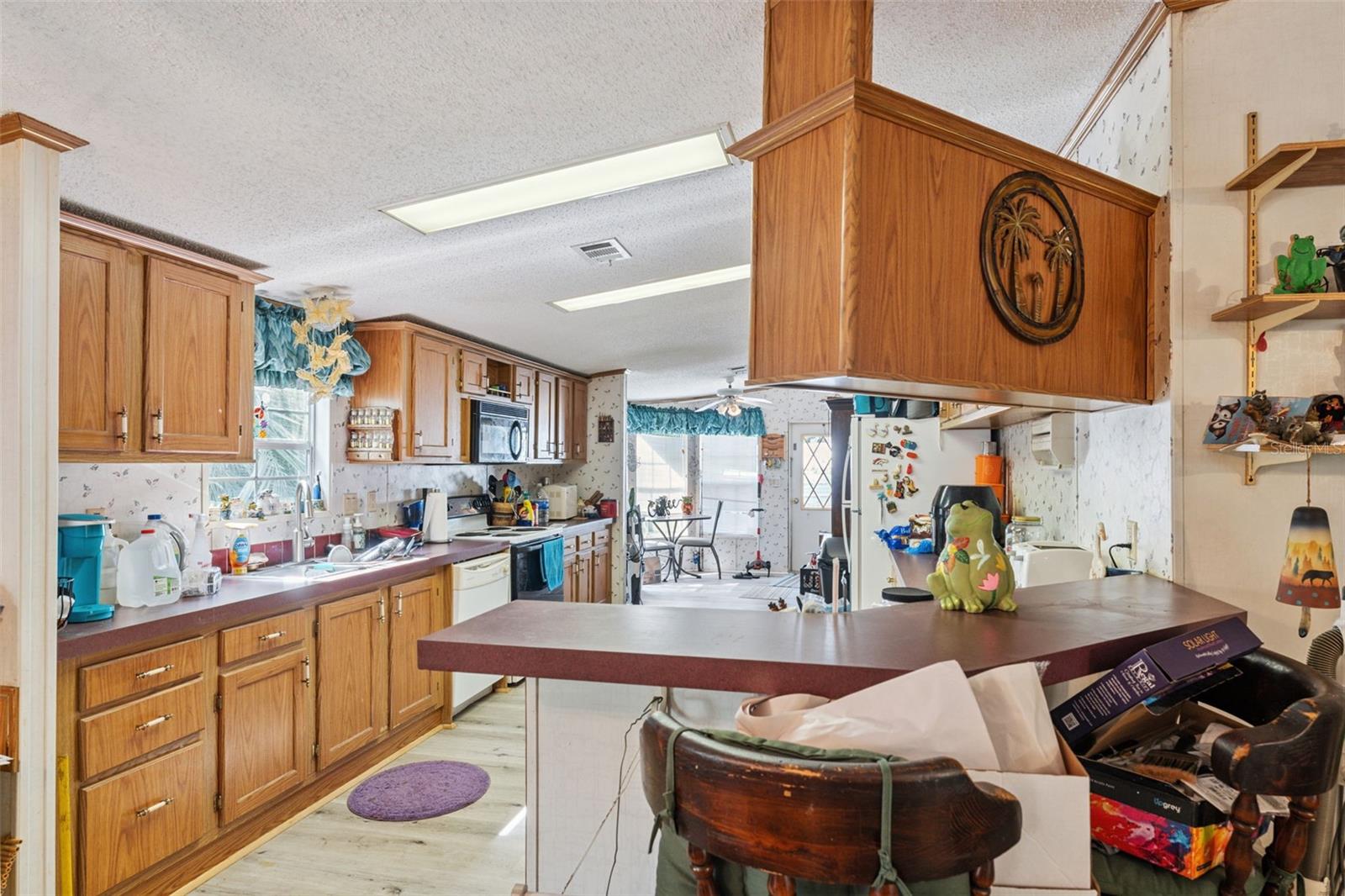 Listing photo id 7 for 9850 Appaloosa Avenue