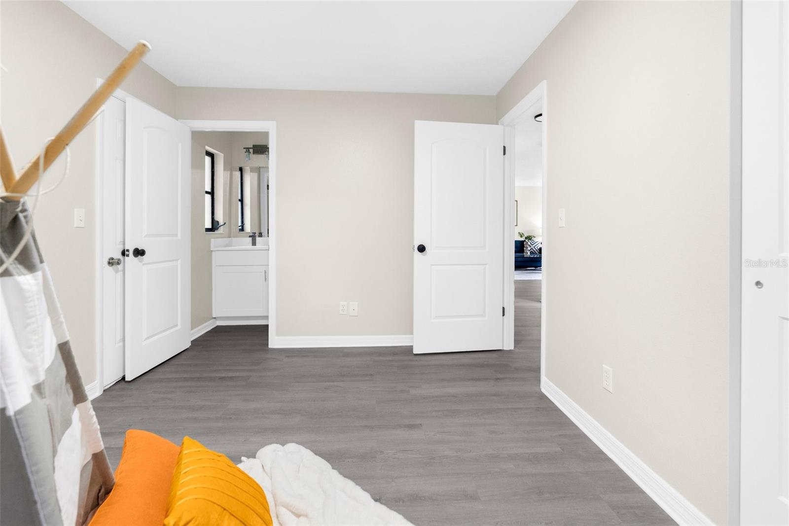 Image 11 of 25 For 5215 Azalea Circle