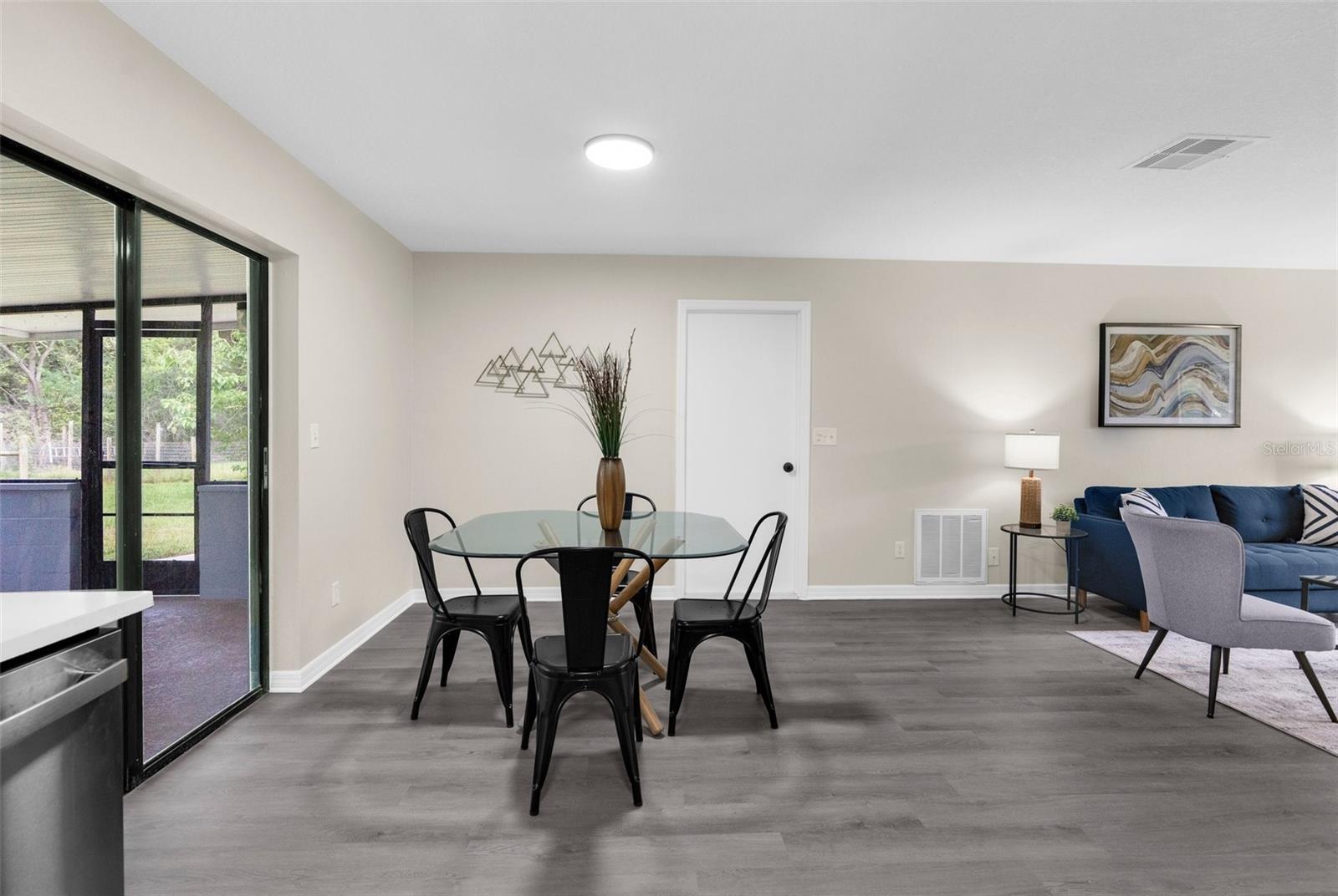 Image 14 of 25 For 5215 Azalea Circle