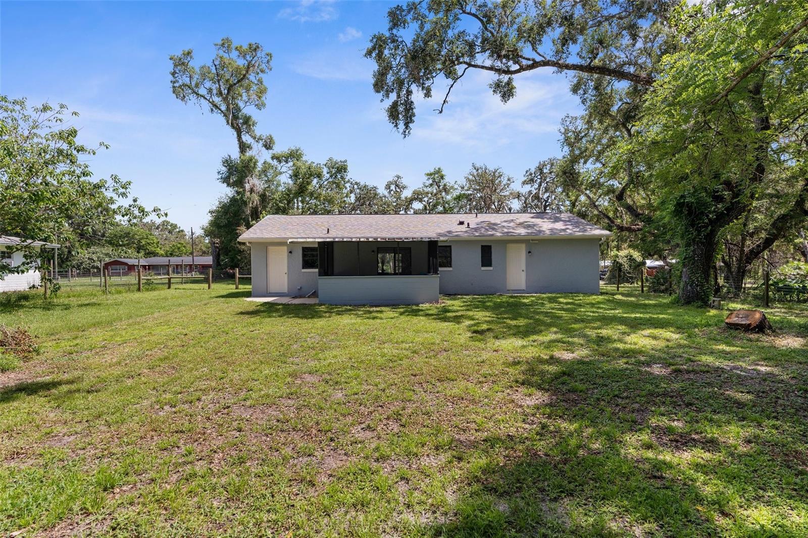 Image 23 of 25 For 5215 Azalea Circle