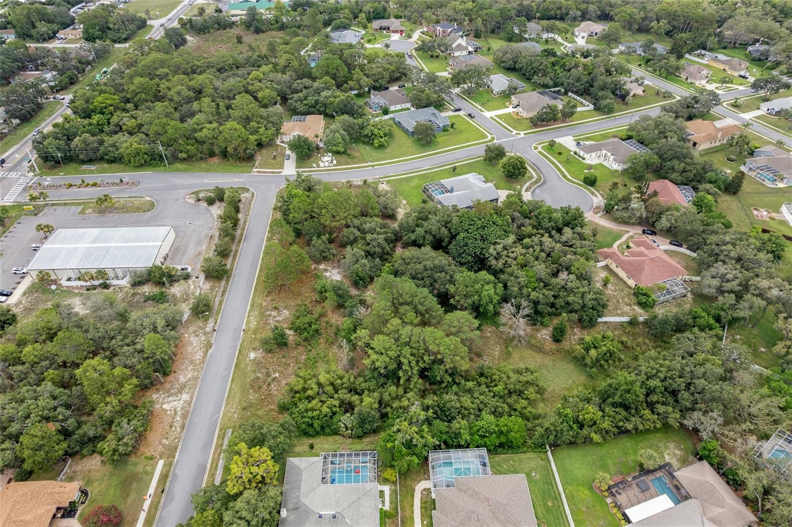 Image 12 of 19 For 00 Winding Oaks Boulevard