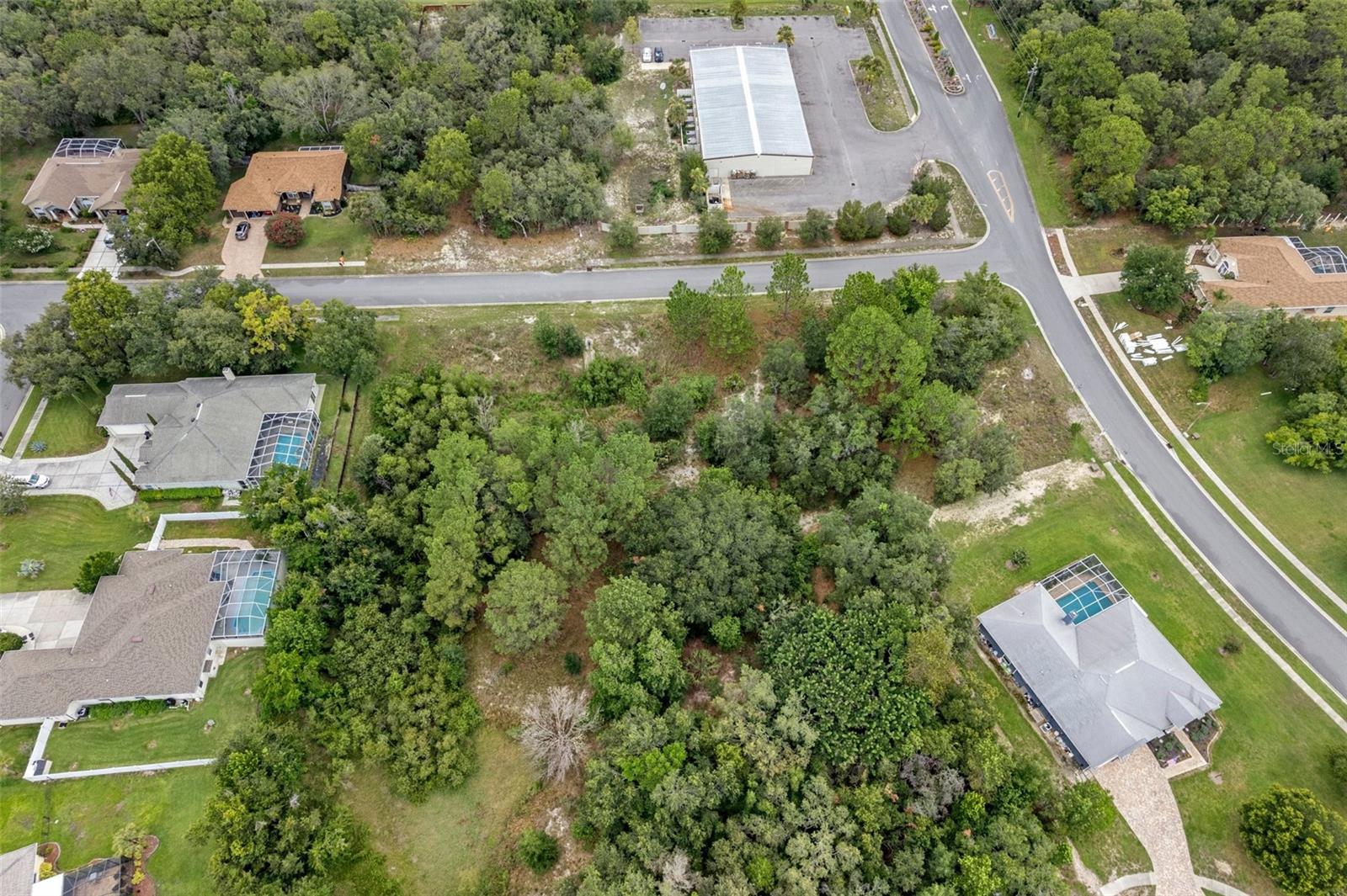 Image 14 of 19 For 00 Winding Oaks Boulevard