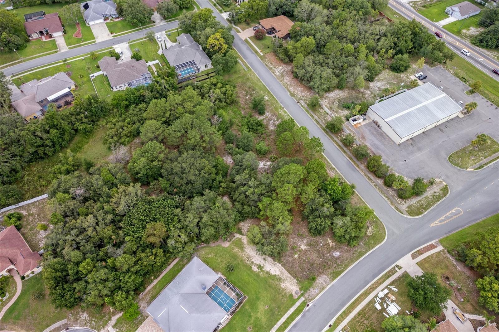 Image 15 of 19 For 00 Winding Oaks Boulevard