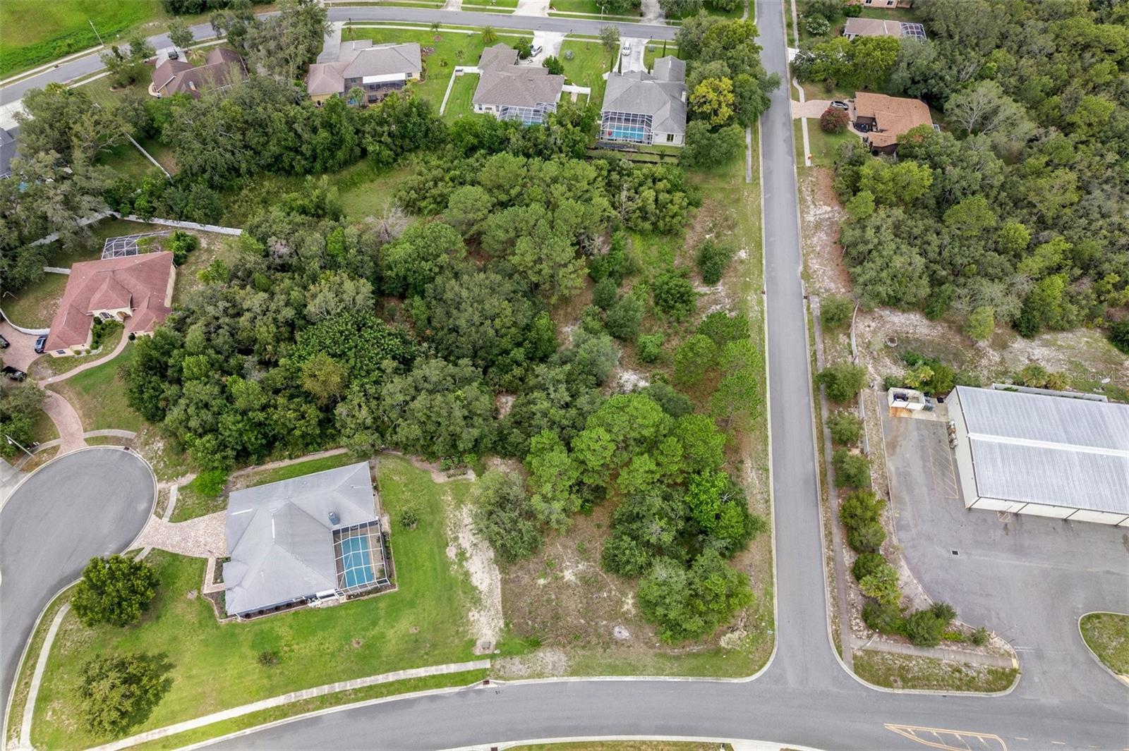 Image 16 of 19 For 00 Winding Oaks Boulevard