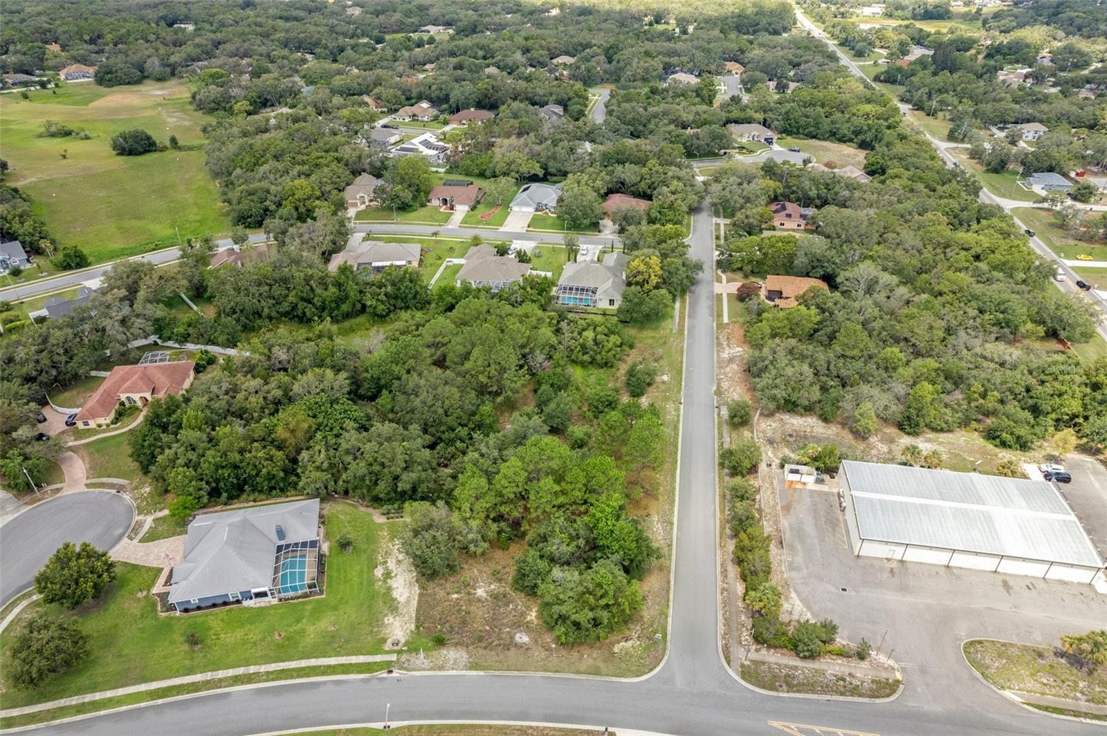 Image 6 of 19 For 00 Winding Oaks Boulevard