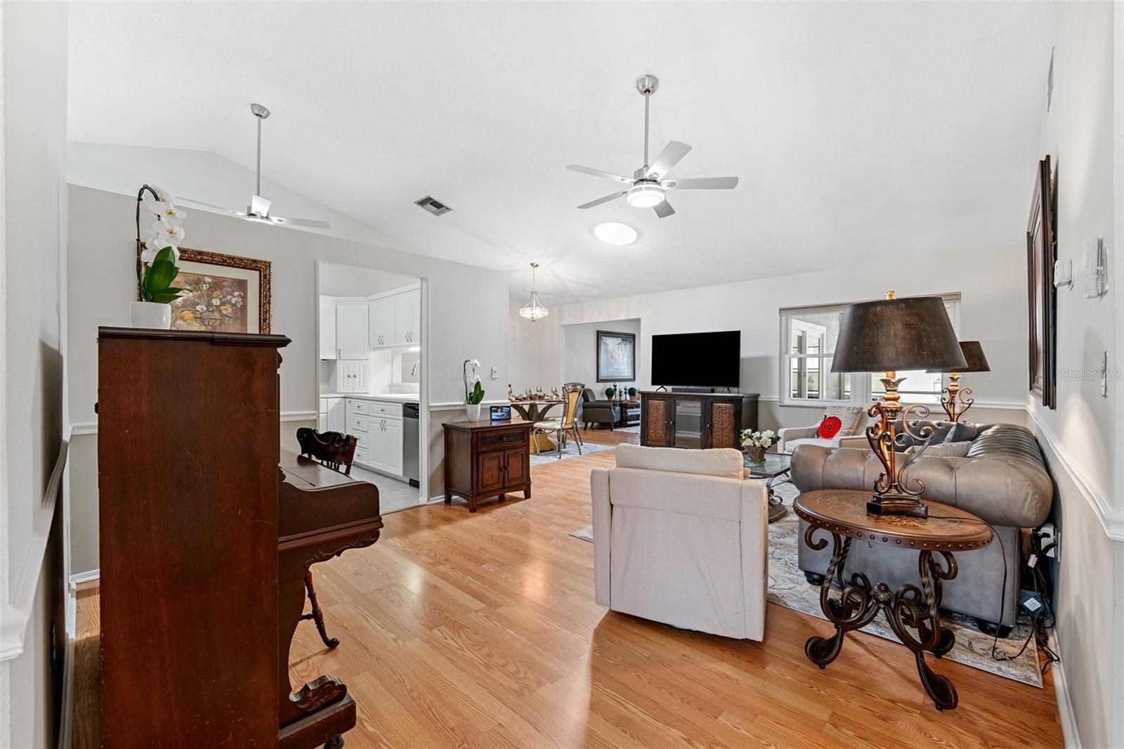 Image 4 of 37 For 3204 Payne Street