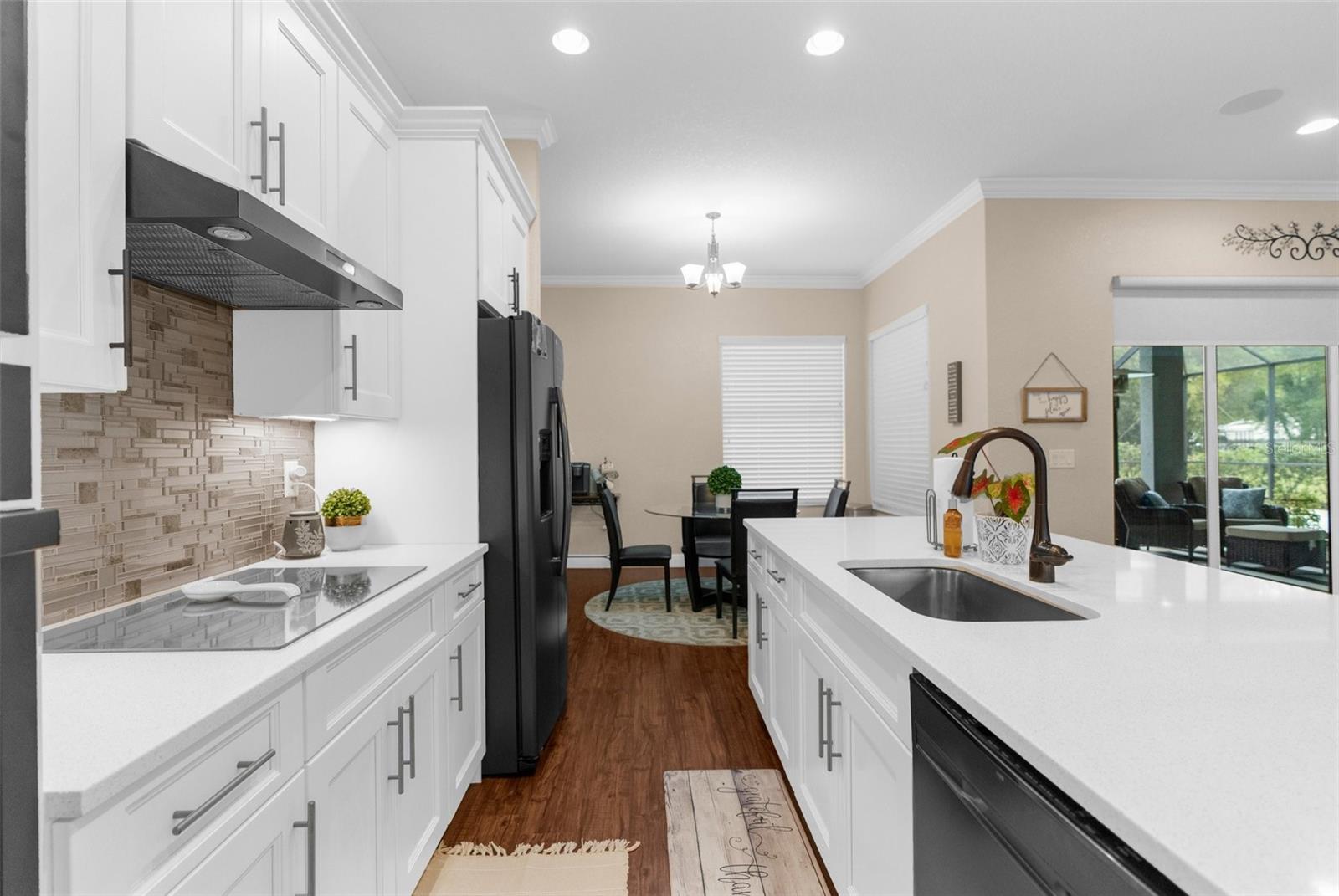Image 21 of 54 For 2111 Maximilian Avenue