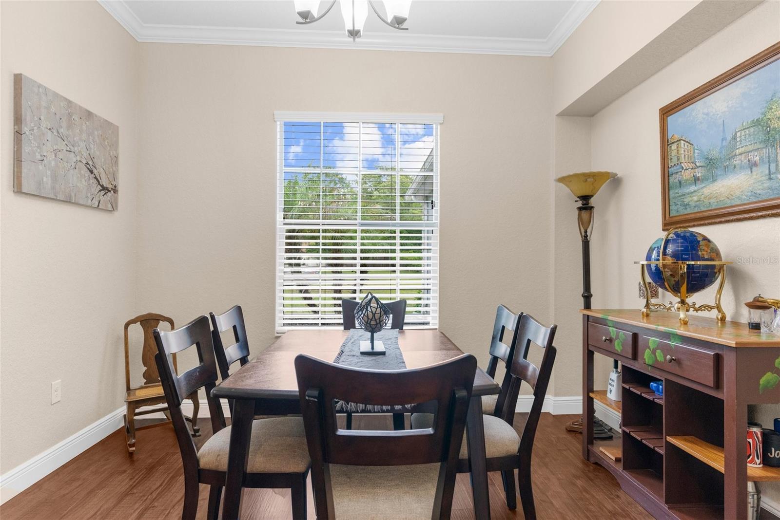Image 30 of 54 For 2111 Maximilian Avenue