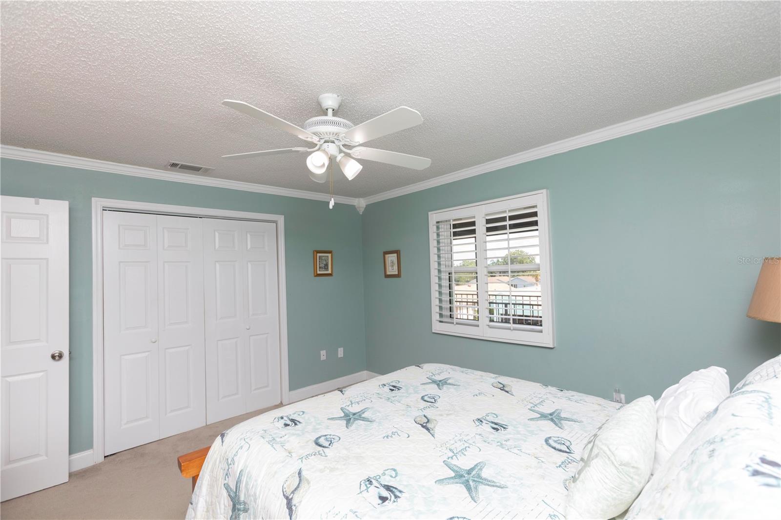 Listing photo id 20 for 4452 Garnet Drive 302