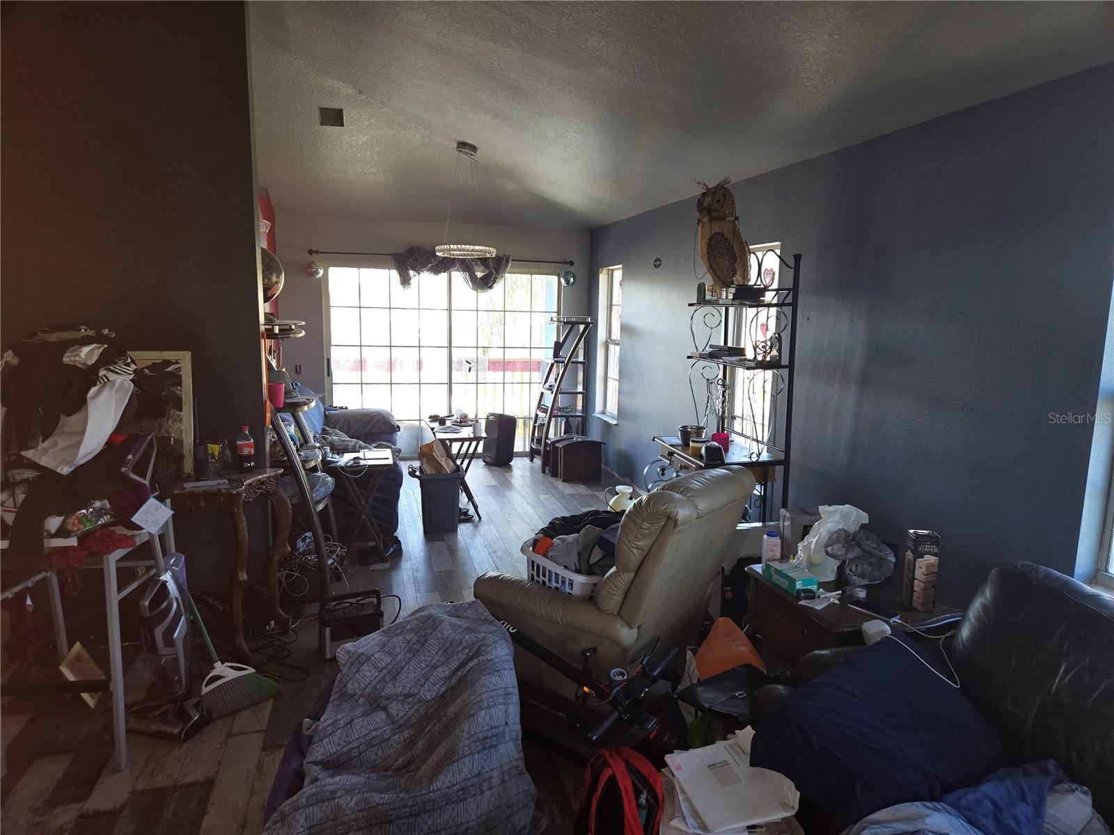 Listing photo id 7 for 5420 Bay Boulevard