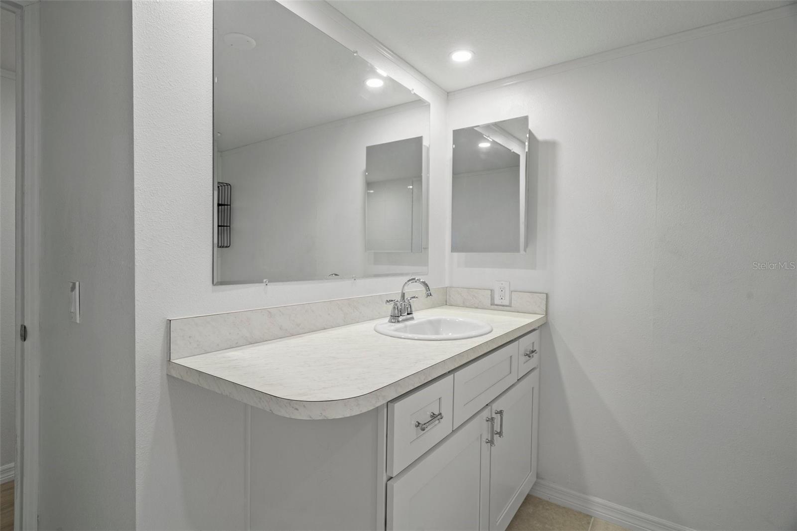 Image 20 of 37 For 3812 Celtic Drive