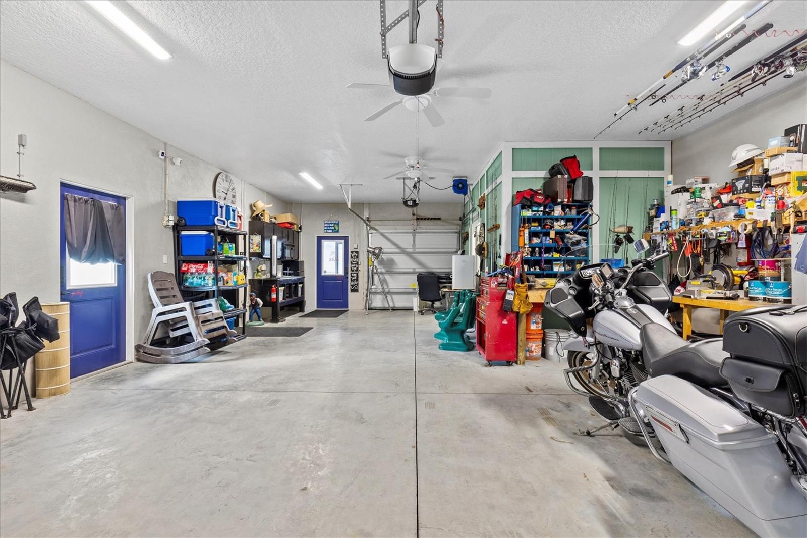 Image 17 of 75 For 6241 Colony Circle