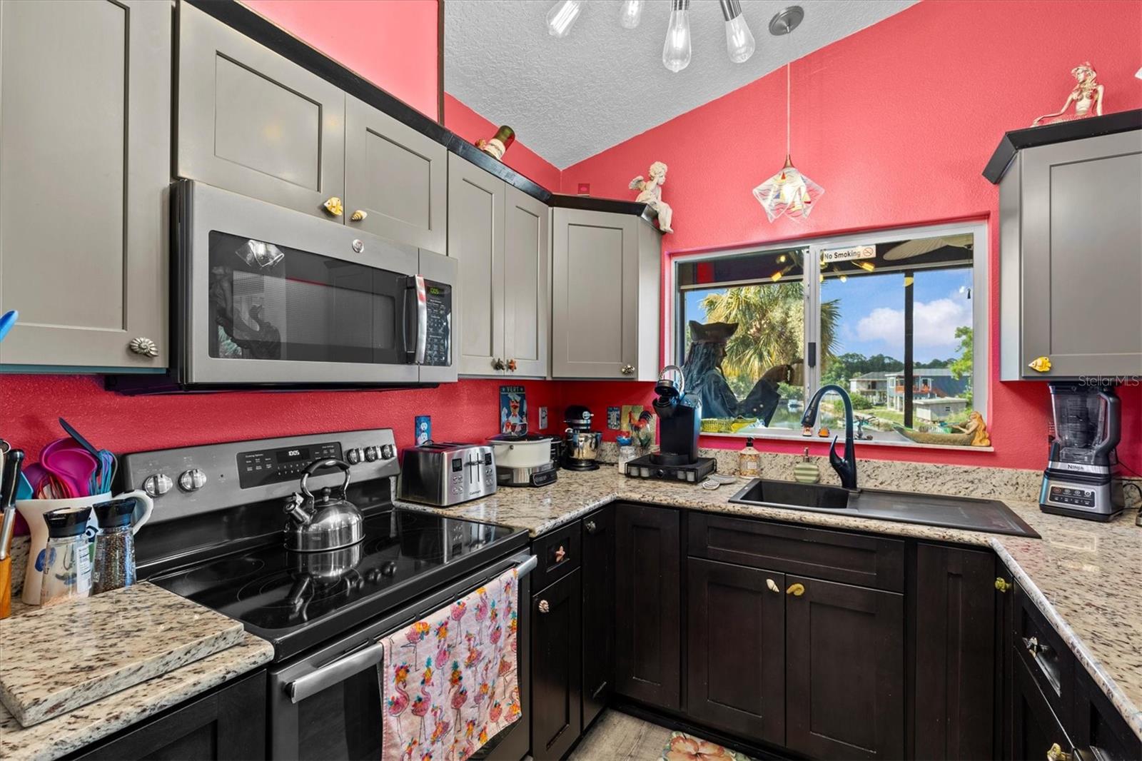 Image 39 of 75 For 6241 Colony Circle