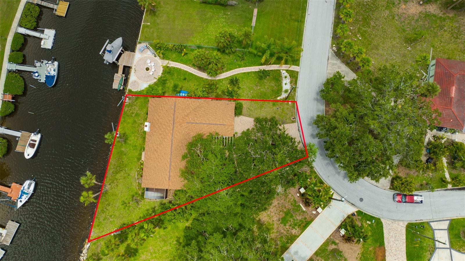 Image 8 of 68 For 8143 Channel Drive