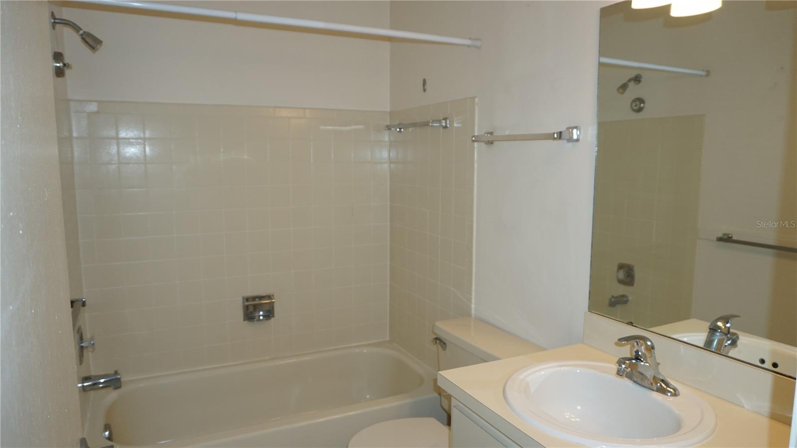 Listing photo id 18 for 12371 Dearborn Drive 0