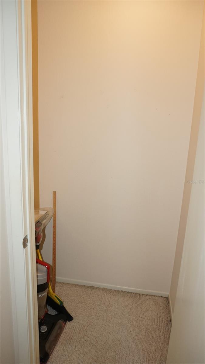 Listing photo id 19 for 12371 Dearborn Drive 0
