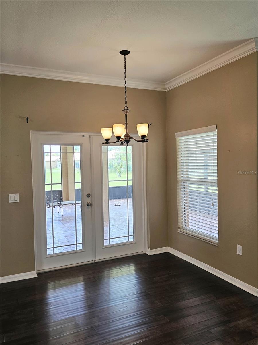 Image 11 of 48 For 3612 Northwoods Drive