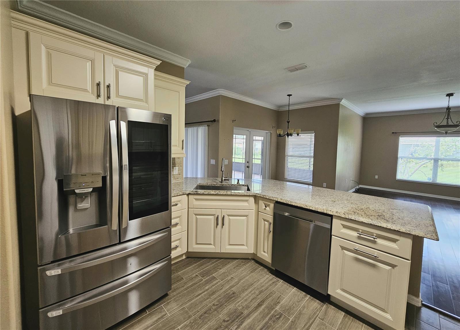 Image 8 of 48 For 3612 Northwoods Drive