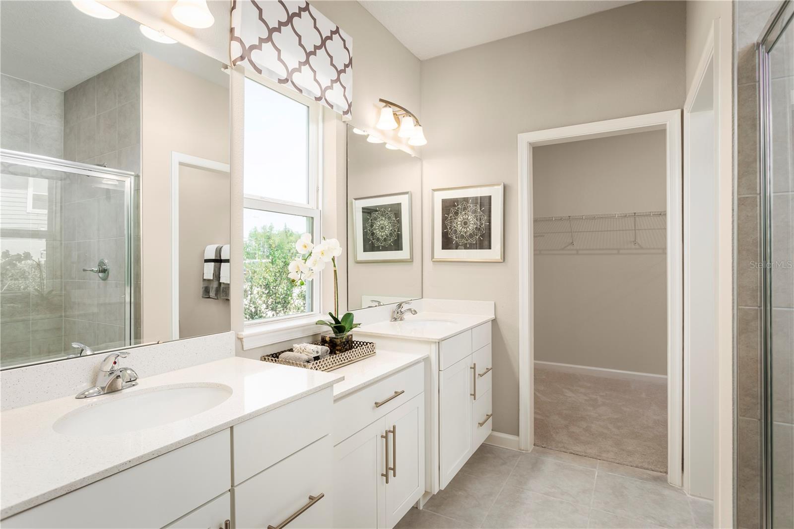 Listing photo id 10 for 10899 73rd Court