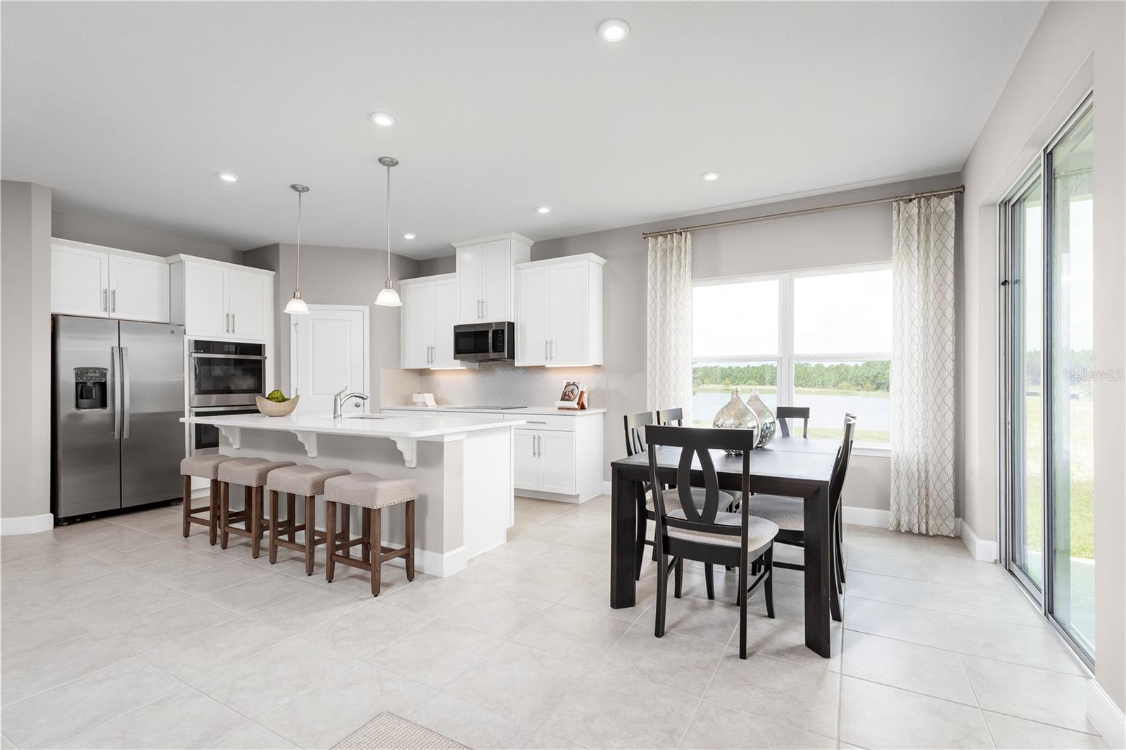Listing photo id 0 for 10899 73rd Court
