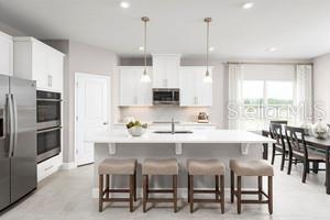 Listing photo id 1 for 10899 73rd Court