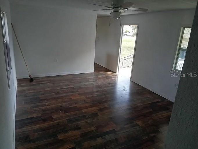 Image 3 of 9 For 5385 Knobhill Terrace