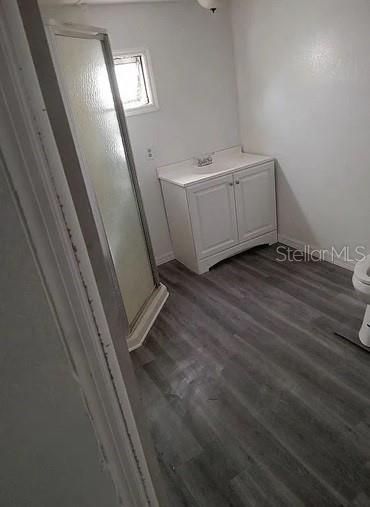 Image 4 of 9 For 5385 Knobhill Terrace