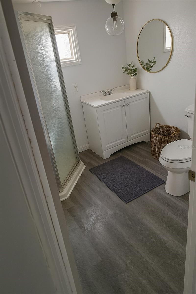 Image 6 of 9 For 5385 Knobhill Terrace