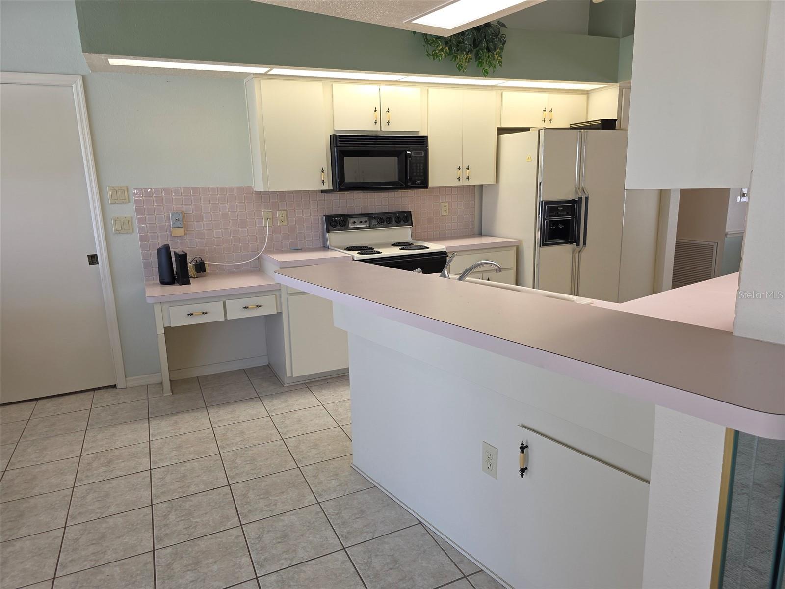 Image 8 of 37 For 9168 Southern Comfort Court