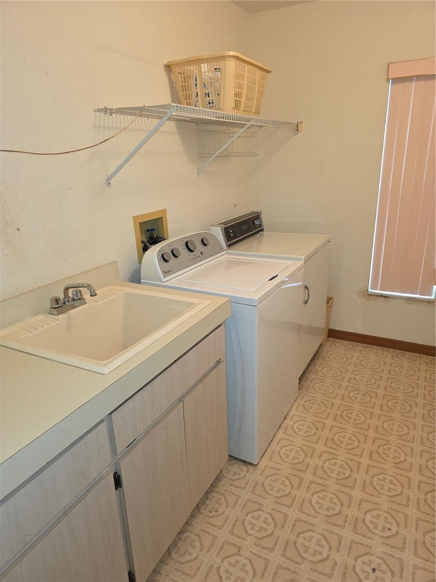 Image 20 of 25 For 11263 Murraysville Drive