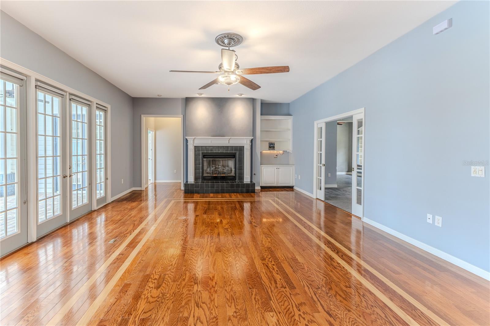 Image 27 of 89 For 7512 Oak Tree Lane