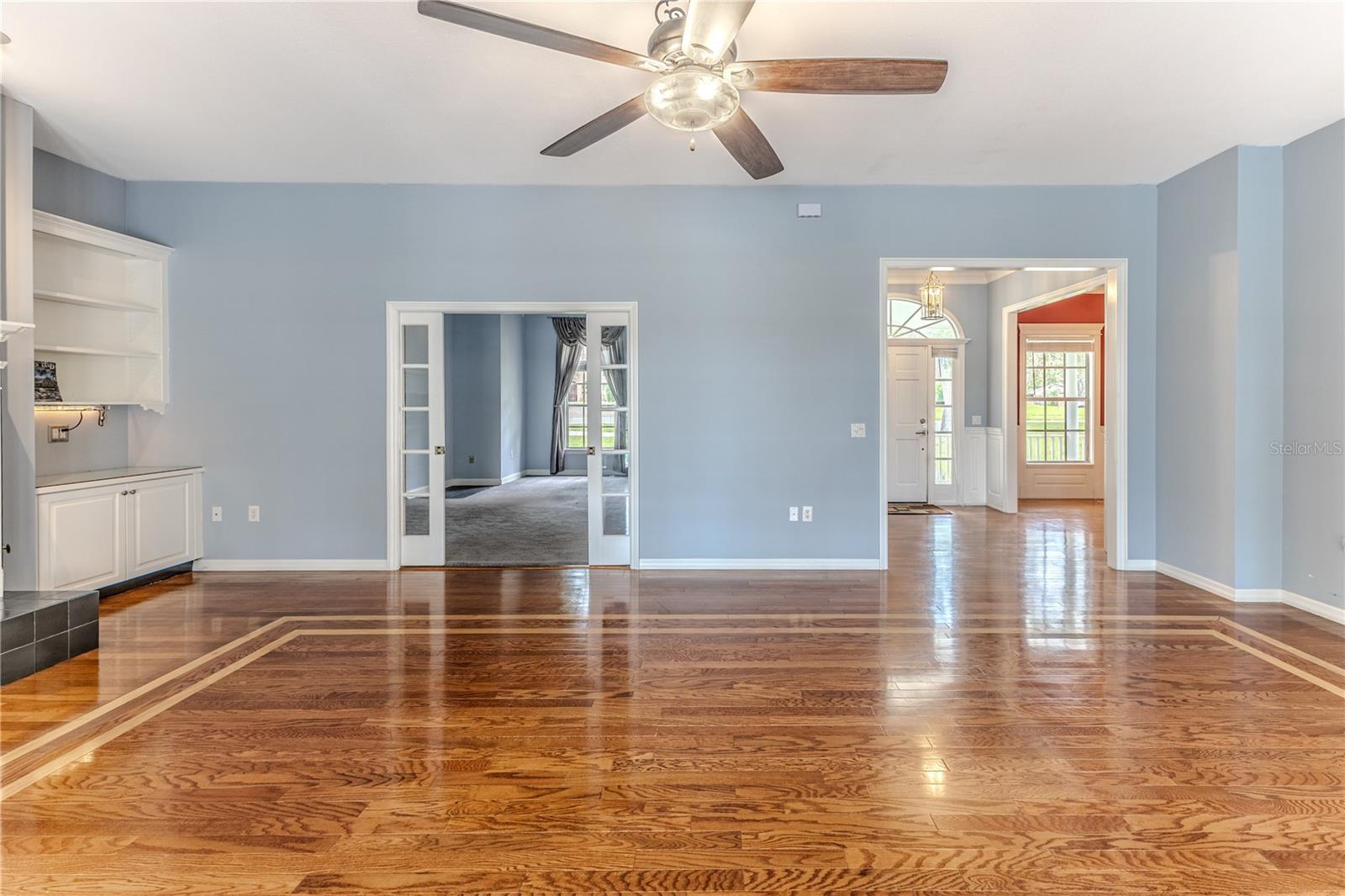 Image 28 of 89 For 7512 Oak Tree Lane