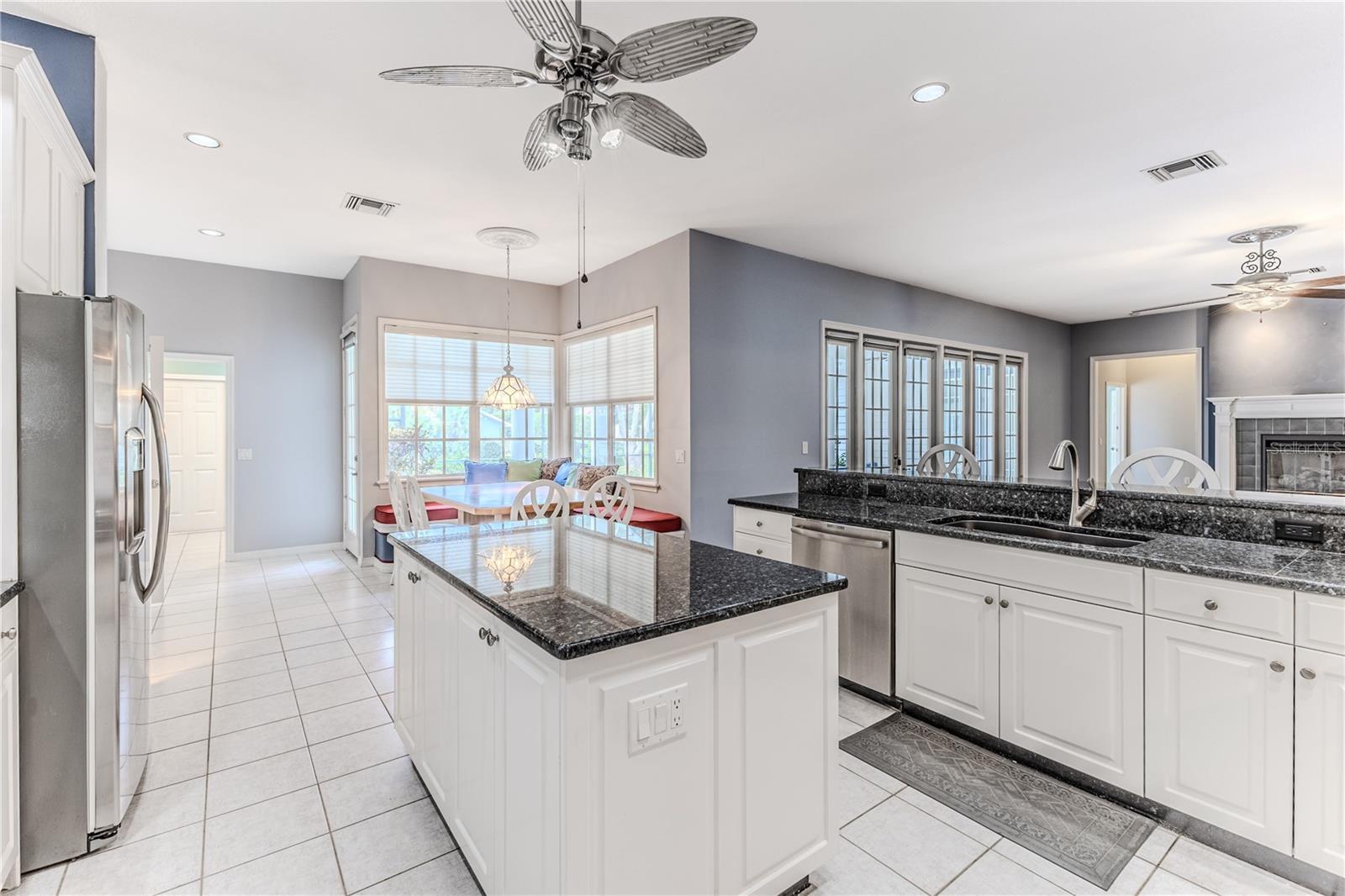 Image 38 of 89 For 7512 Oak Tree Lane