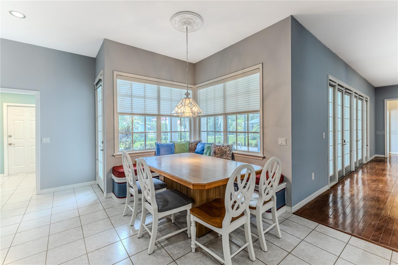 Image 40 of 89 For 7512 Oak Tree Lane
