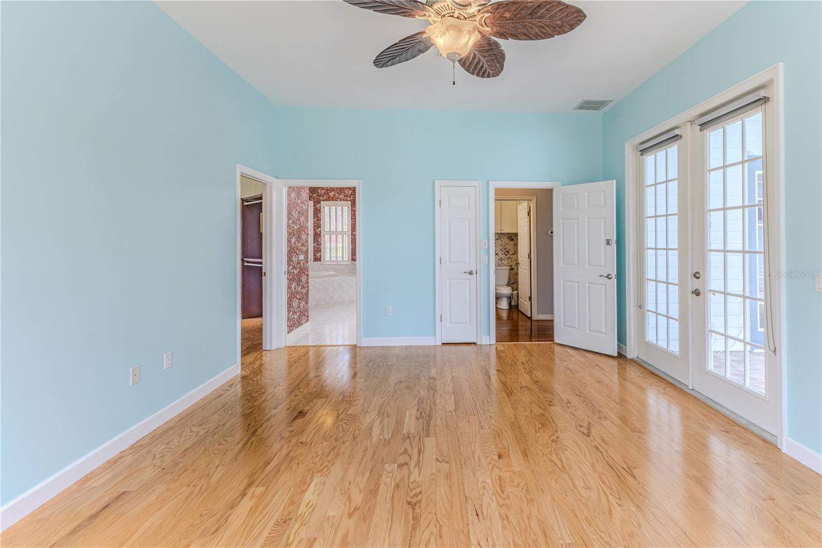 Image 50 of 89 For 7512 Oak Tree Lane